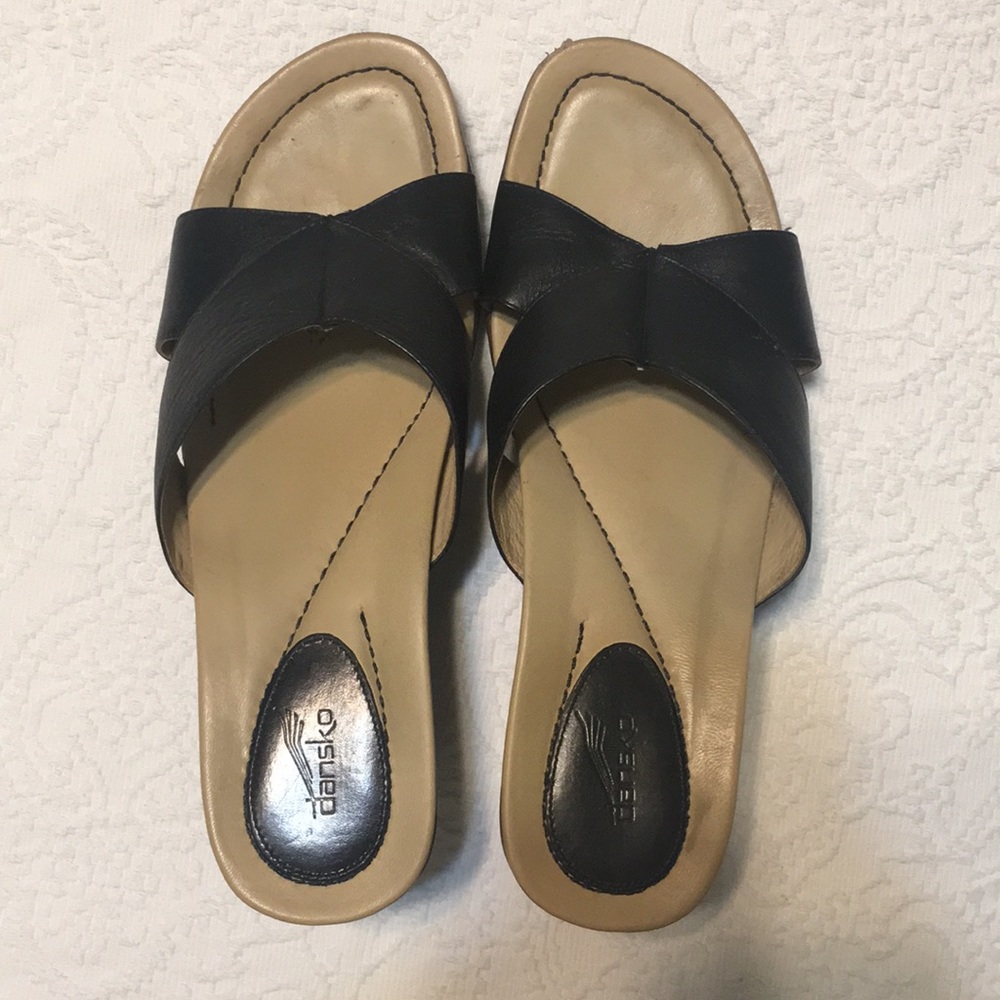 Black Dansko Sandals 39 size 9